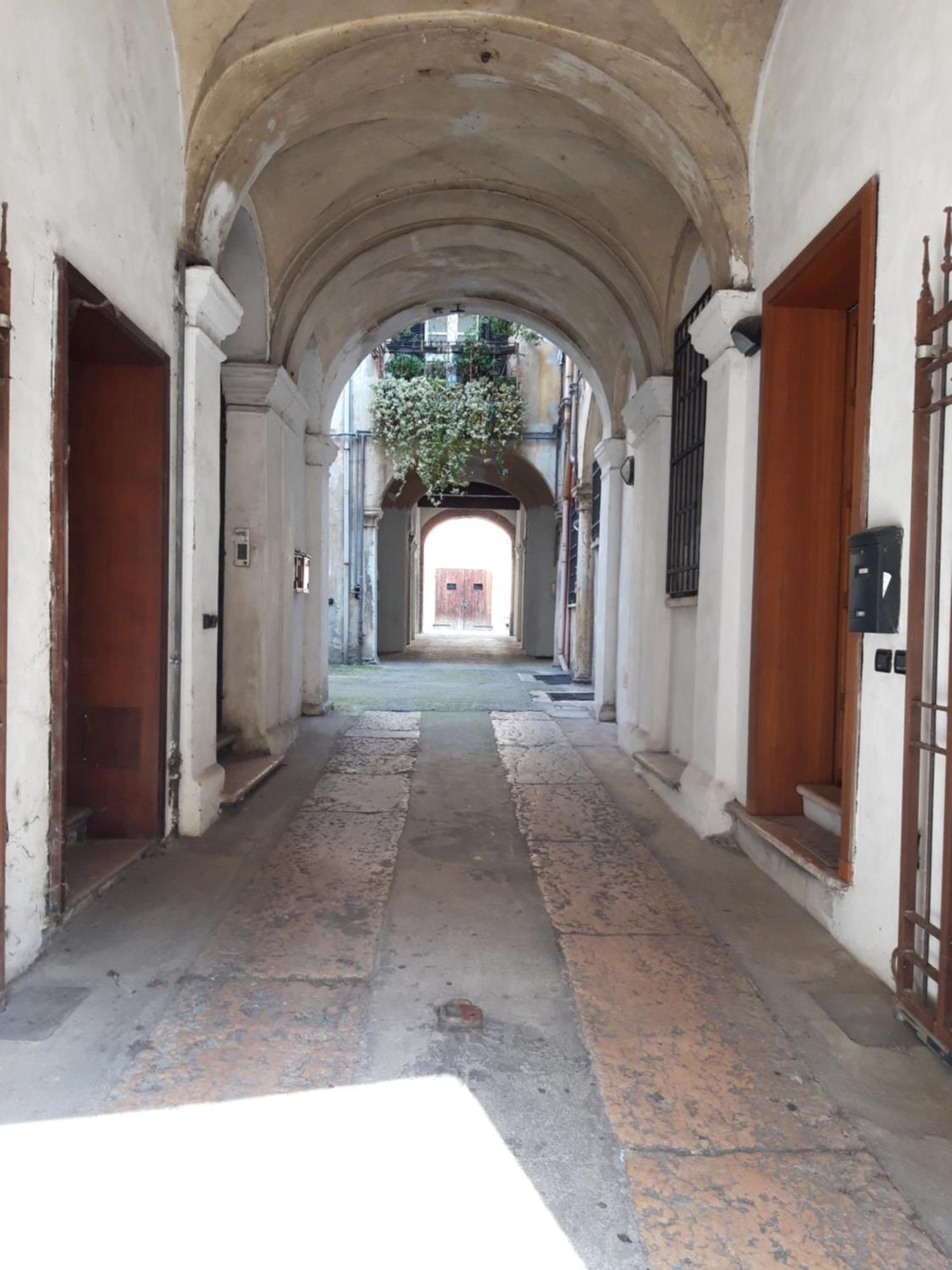 Foodwineart Apartment Mantova Exterior foto